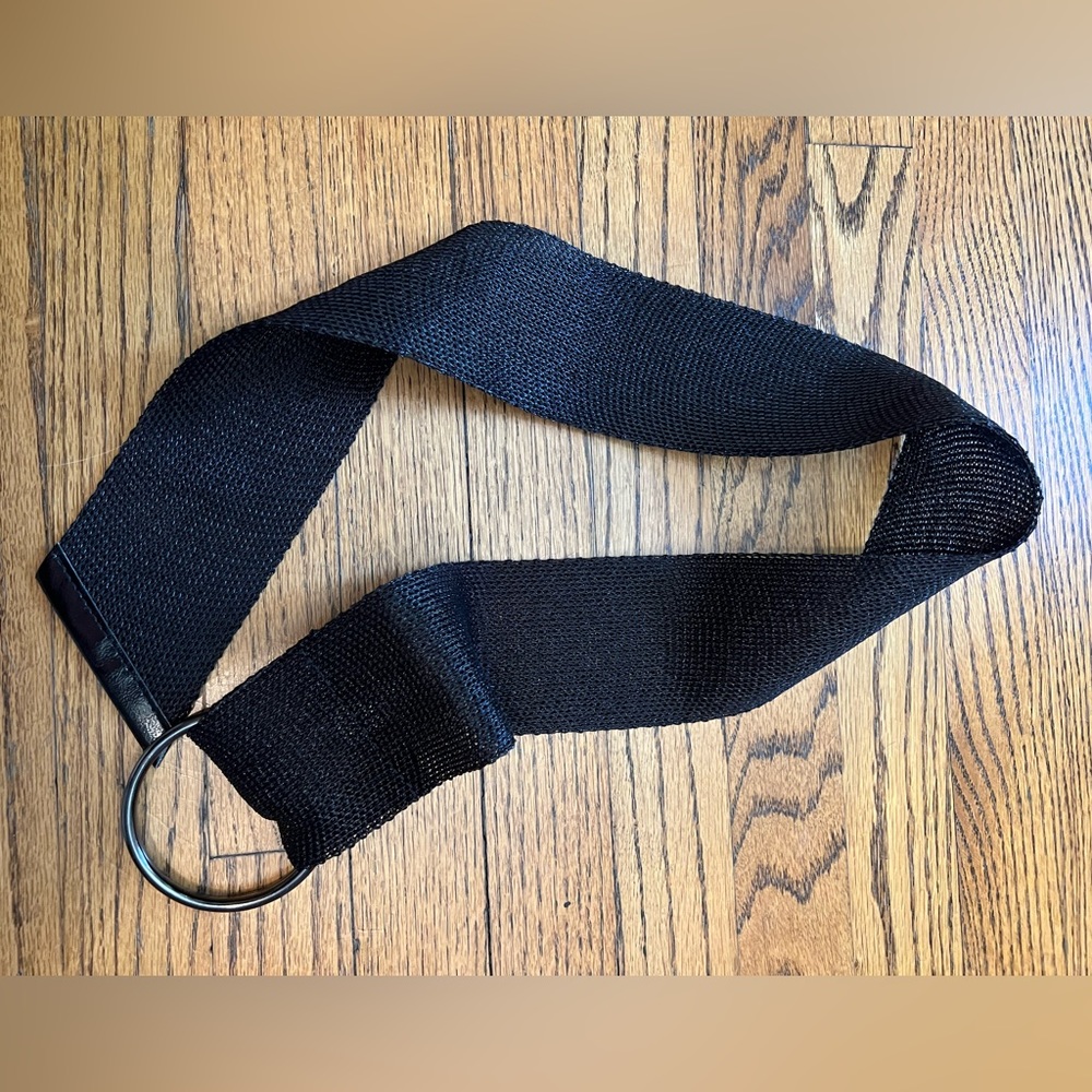 2.5" Wide black mesh double hoop belt (small/medium)